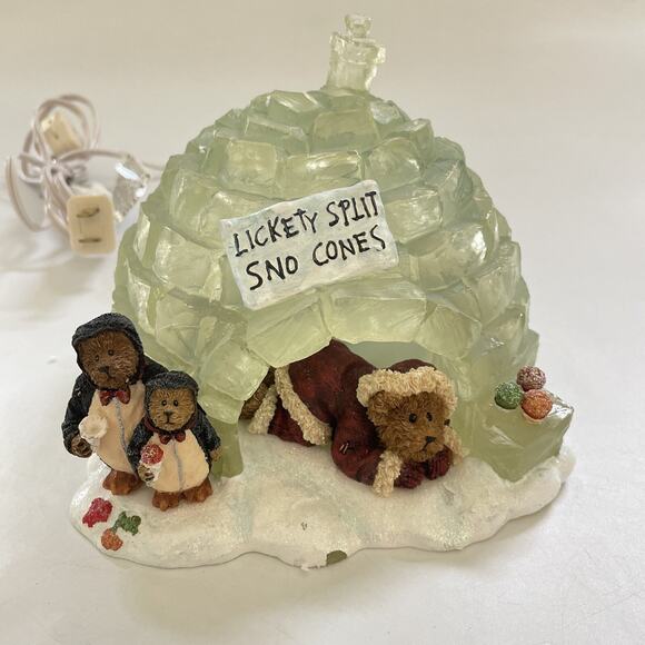 BOYD’S BEARS Eskimo Joe with Chilly Willy Winter Igloo Lighted Sculpture HOLIDAY - Picture 2 of 16